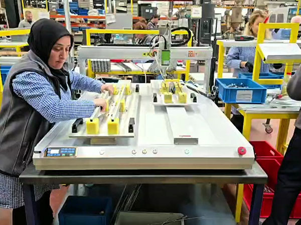 博贝自动化设备服务全球百余家海外工厂！